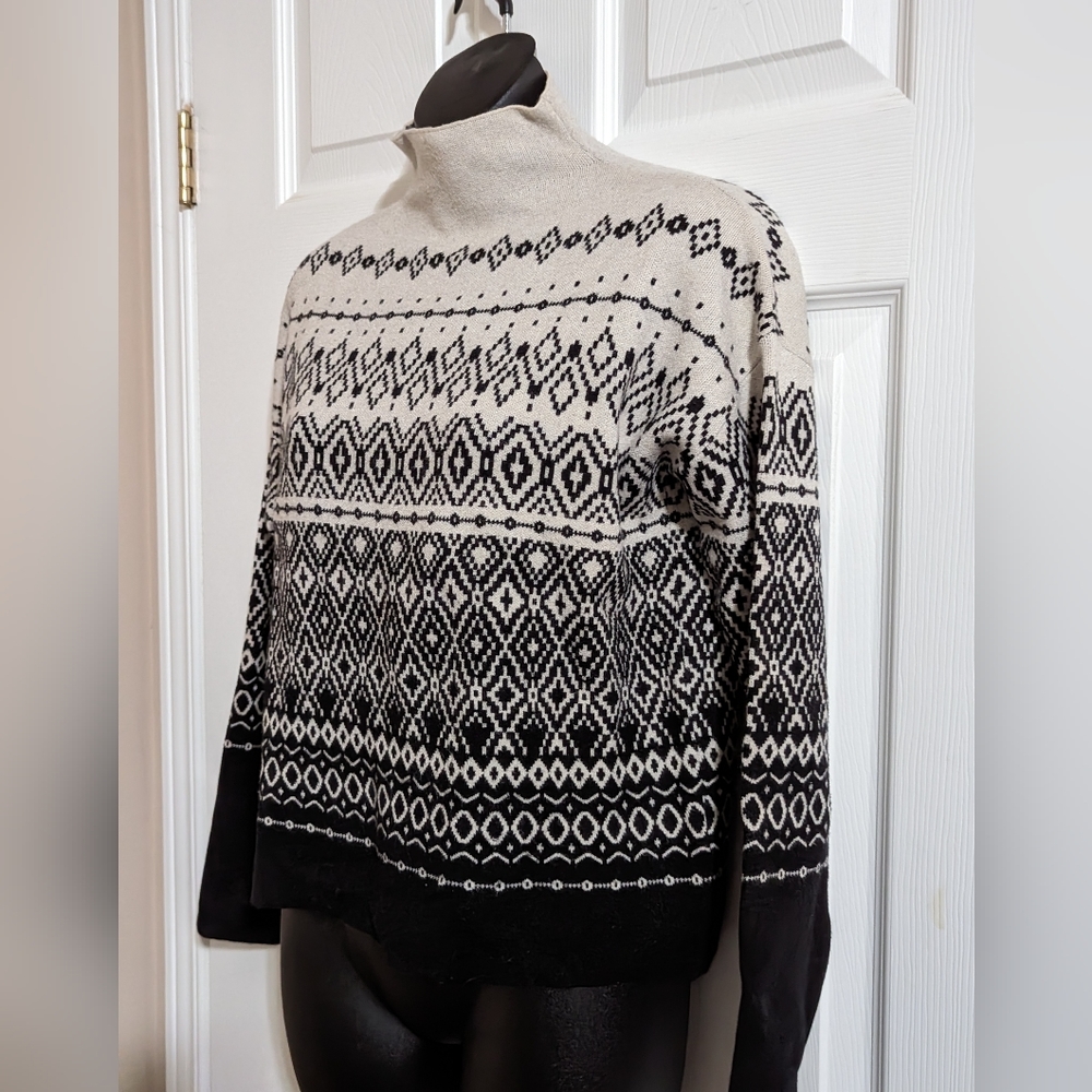 Joie Sweater Size Small